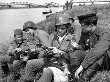 В каких войнах русские и американцы стреляли друг в друга