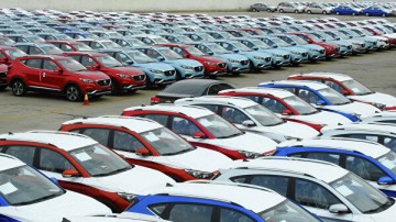 Украина массово закупает автомобили и ставит экспортные рекорды