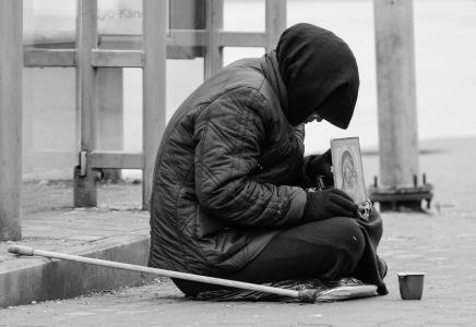 Дивный новый мир: креативный класс вышел на паперть