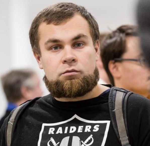 Не посещайте собрания нечестивых и не слушайте лжепророков. Александр Роджерс