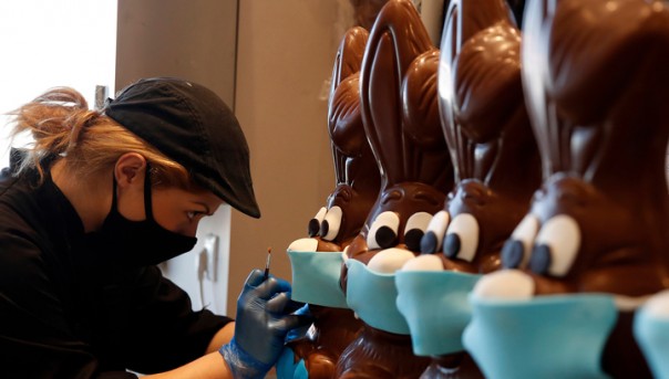 Наравне с коронавирусом распространяется ковидофобия