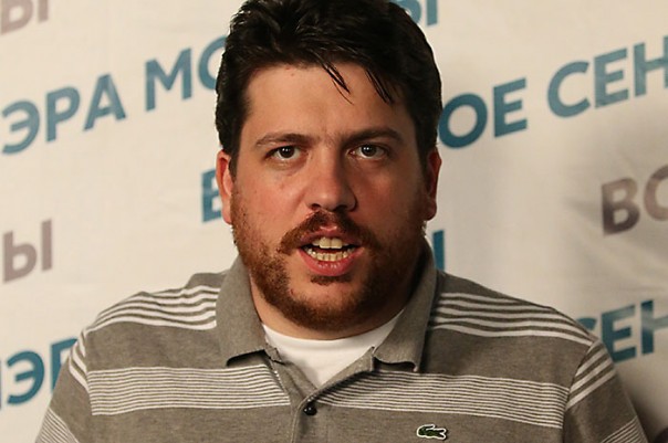 Гнусные рожи либералов продолжают агитировать за введение ЧС