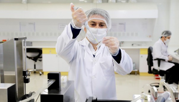 Вирус в России. 29.04.2020. Число заболевших приблизилось к 100 тысячам. 5841 случаев инфицирования. Небольшой спад.