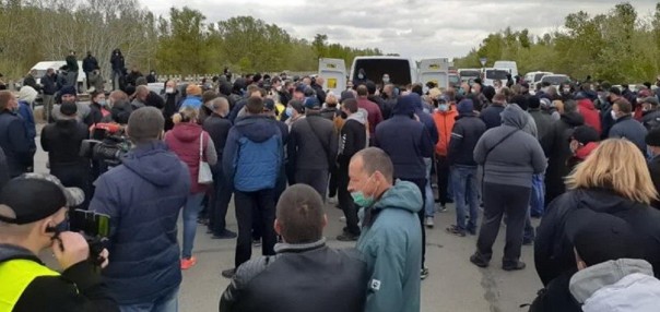 "Нет краху и обнищанию!". На Украине продолжаются протесты против закрытия рынков