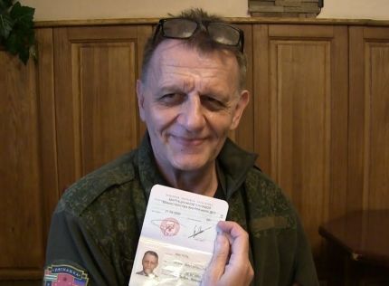 Французский доброволец Эрван Кастель стал гражданином ДНР