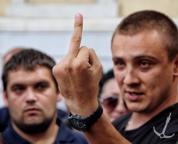 Ахметов делает из Зеленского ручного президента