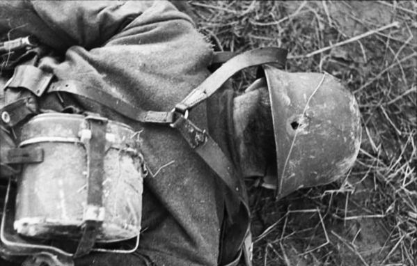 Новая Газета скатилась до скорби по фашистам 9 мая!!!