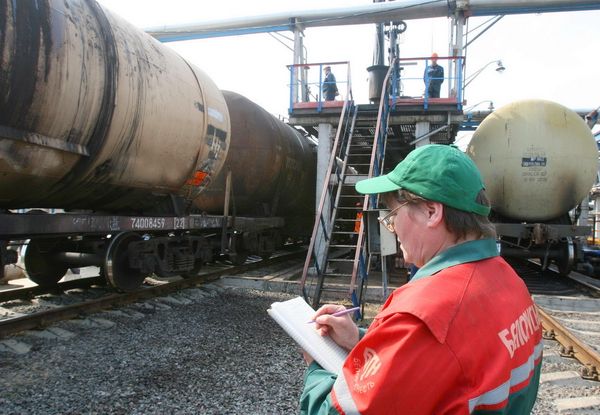 Россия оставила Белоруссию без допдоходов: Москва запретила импорт бензина!