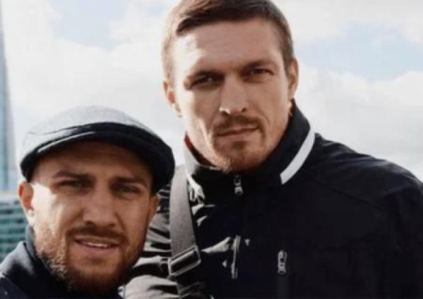 Усику и Ломаченко готовы дать паспорта России после внесения их имен в базу "Миротворца"