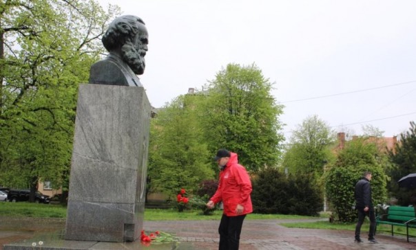 Коммунисты намеренно нарушают режим самоизоляции и устраивают митинги