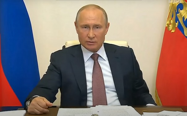 Развели канитель. Путин возмутился ситуацией с выплатами медикам