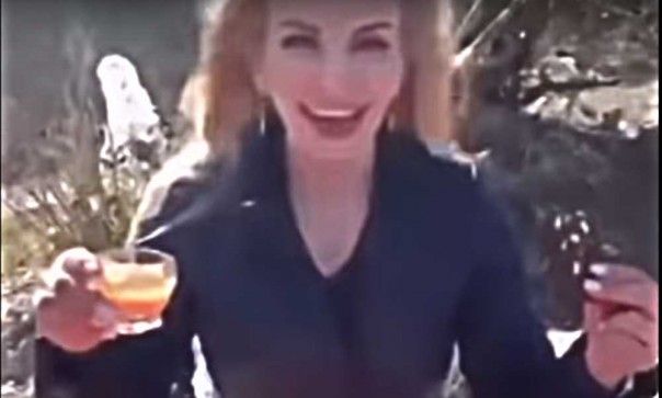 Кубанская "сексуальная кошечка" лишилась судейской мантии