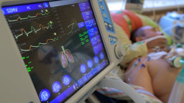 В Луганске умер заразившийся коронавирусом главврач больницы