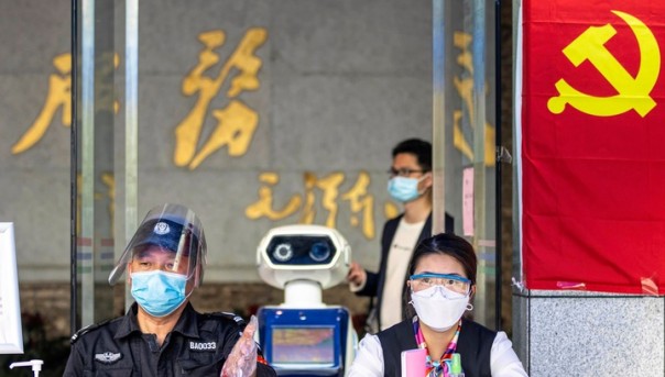 Китайский гамбит: у КНР новый план по доминированию над США в гонке технологий | Китайским компаниям закроют вход на американские биржи