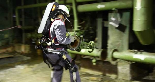 В Курске запустили серийное производство промышленных экзоскелетов