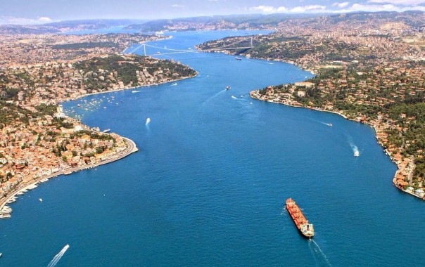 Турки затеяли опасную игру: грозит ли миру второй «Босфор» и что ответит Россия