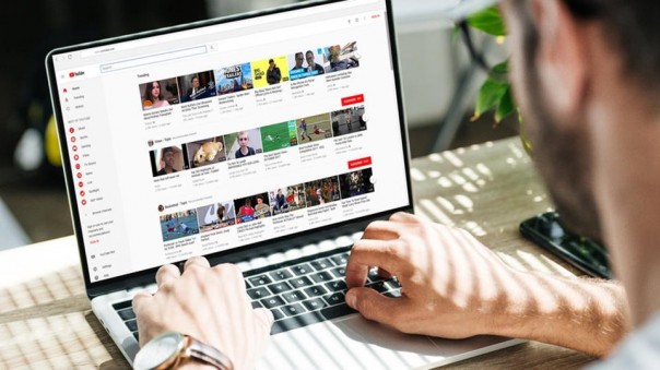 Социальные сети холодной войны