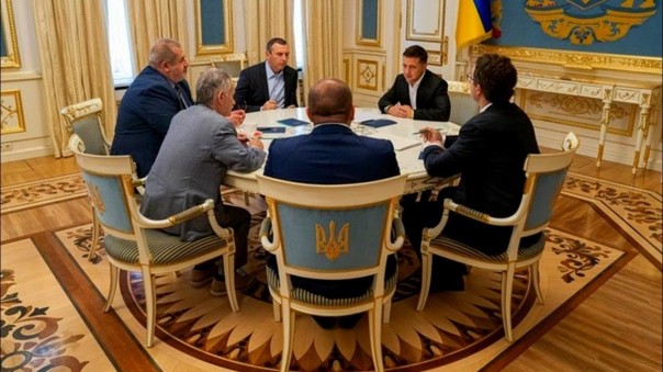 Украина намерена выгнать русских из Крыма