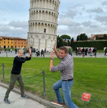 Куда уходят деньги доверчивых граждан, или Как Навальный распоряжается чужими деньгами