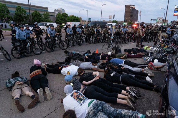 МИД резко ответил на заявления о "причастности" России к протестам в США