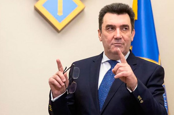 «Никакого русского». Секретарь СНБО заявил, что вторым языком на Украине должен быть английский язык