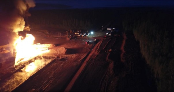 Горящую нефтяную скважину в Иркутске потушили военные ЦВО