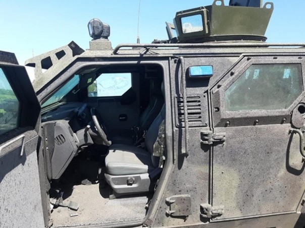 В Донбассе подорвался бронемобиль ВФУ, ранены 10 укрофашистов