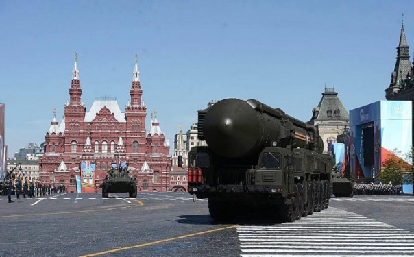 Собянин призвал москвичей "никуда не ходить" в день Парада Победы