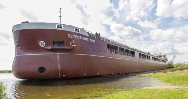 Спущено на воду многоцелевое сухогрузное судно проекта RSD59 «Петротранс — 5903» | На ССЗ «Вымпел» спущена на воду третья «Комета 120М»