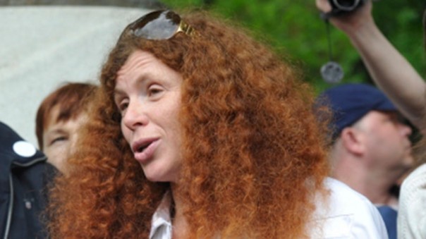 Либеральные козни: Латынина призывает посадить Васильеву за подставу с фальшивкой о коронавирусе