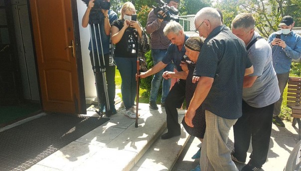 Семья Захарова отказывается от 100 миллионов Ефремова