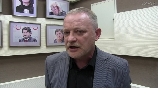 Политолог прогнозирует Зеленскому к осени большие проблемы, а Стерненко — кресло в Раде