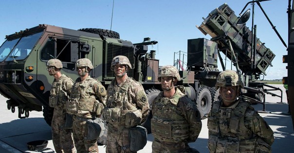 США заставят Польшу и Прибалтику платить за военную поддержку