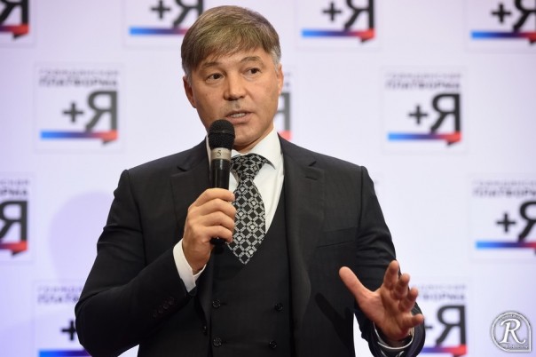 Рифат Шайхутдинов объяснил, как обновление Конституции РФ позволит оформить государственный суверенитет