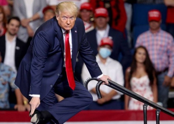 США оказались бессильны перед пандемией и потеряли мировое господство