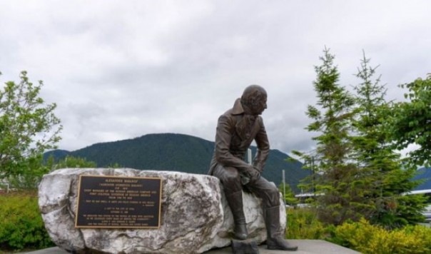 Конец вандализма: в США добрались до русского губернатора Аляски