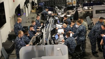 Украина привлекает военных, чтоб загружать интернет псевдо-информацией