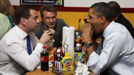 США: Экономика официантов трещит по швам