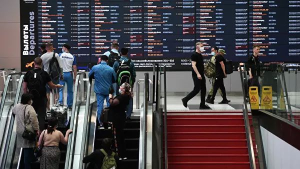 Россия начнет снимать ограничения на международные полеты с 15 июля