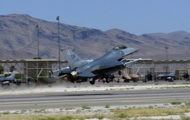 Очередной истребитель ВВС США разбился при посадке в Нью-Мексико