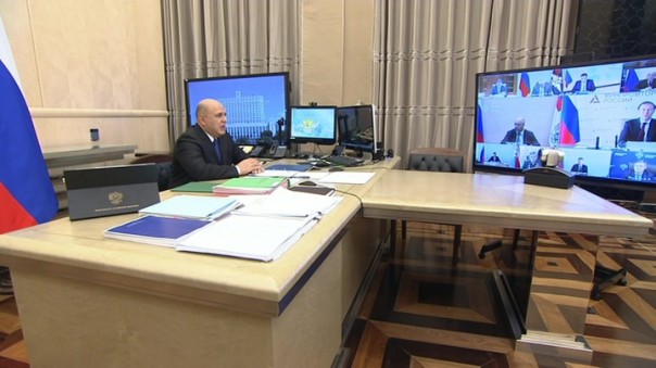 Правительство направит 4 миллиарда рублей на создание временных рабочих мест и на выплаты медикам за июль направят 7,5 миллиарда рублей