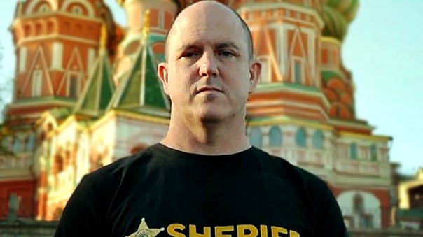 На волю – в Россию: Сбежавший из США полицейский о том, что происходит