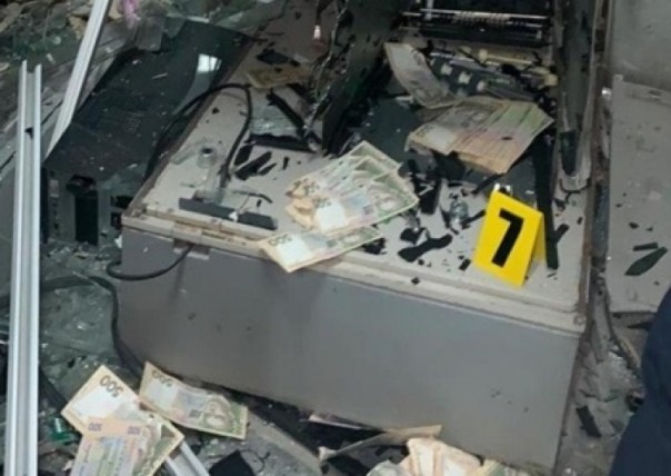 Под Винницей неизвестные из банкомата украли около 1 миллиона гривен