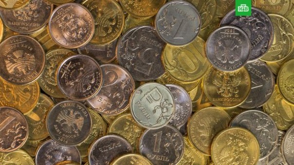 Экономист предложил провести в России деноминацию рубля в 100 раз