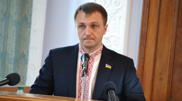 «Личность в истории Украины». Языковой омбудсмен великодушно разрешил Авакову использовать русский язык