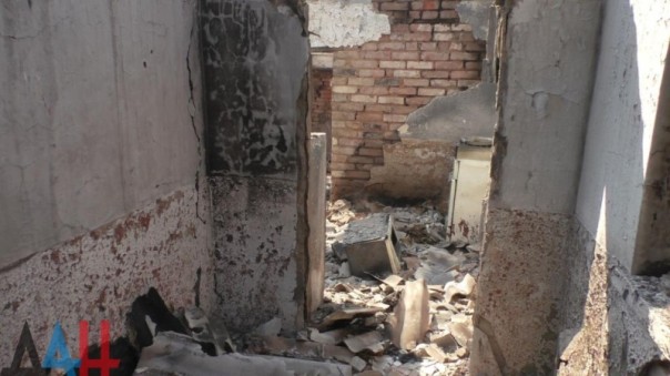 В Донбассе женщина и ребёнок не успели укрыться от шквального огня ВСУ