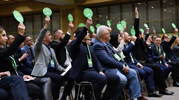 Партия Зеленского пытается вернуть симпатии русскоговорящих граждан Украины