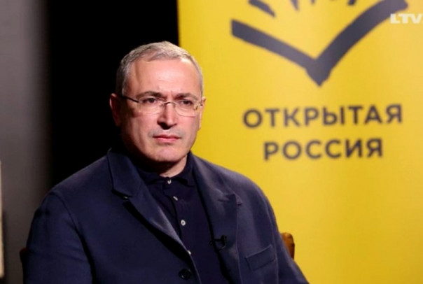 «Открытка», облажавшись в Москве и Санкт-Петербурге, решила присоседиться к хабаровским протестам