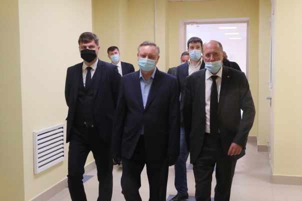 Беглов проверил готовность новых социальных объектов в Санкт-Петербурге