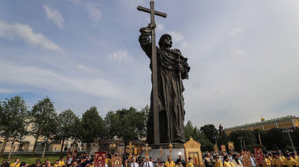 В честь Дня Крещения Руси праздничные службы проходят по всей стране, особая — в Севастополе | День Крещения Руси в Киеве